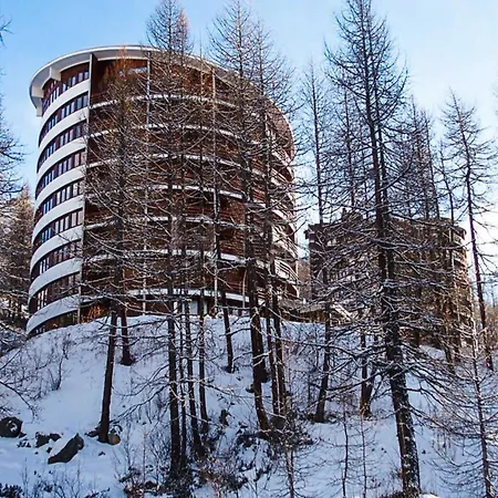 Appartamento In Cervinia With Access, Cleaning Included